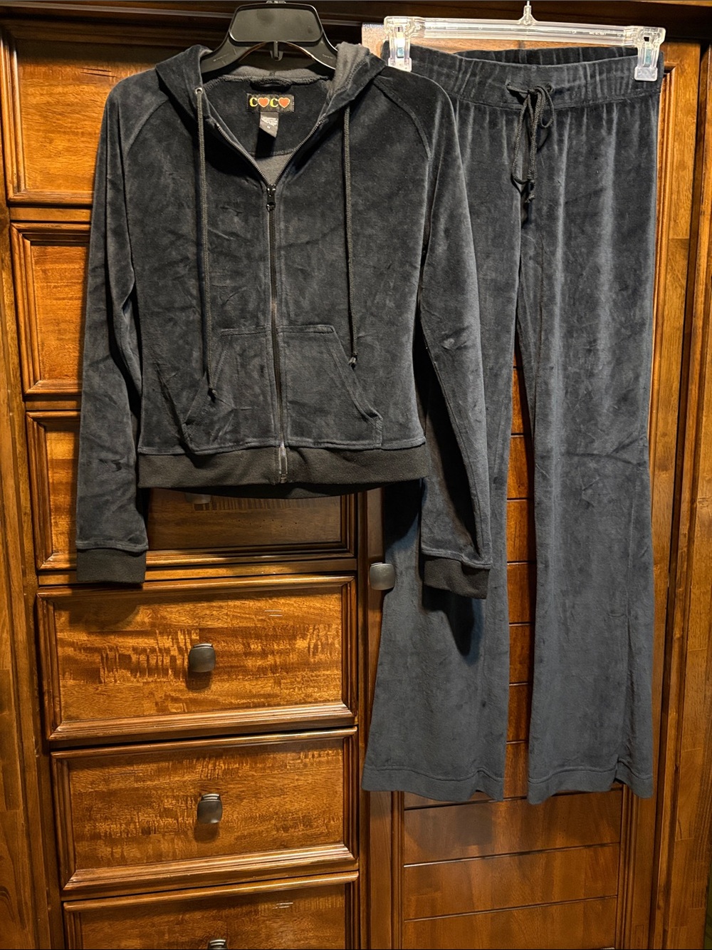 Junior’s Black Velour Tracksuit